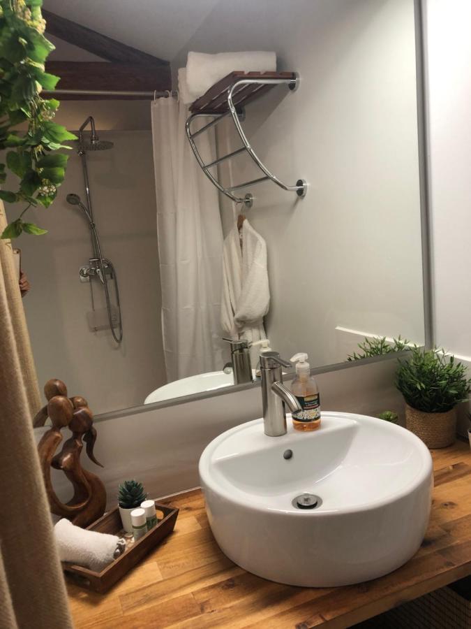 L' Ilot Des Iles Bed & Breakfast Cuxac-d'Aude Ngoại thất bức ảnh